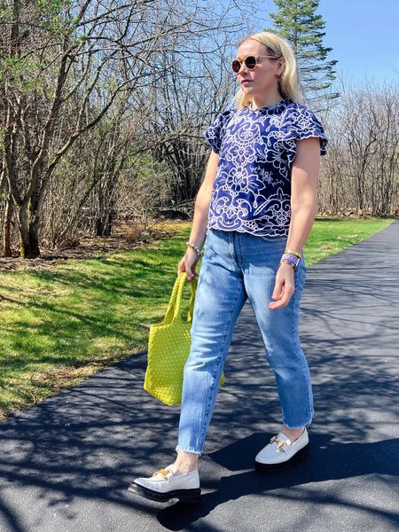 Better than basic spring top season is here! A few favorites today on CLAIRELATELY.com along with this under $50 Amazon tote bag I’ve been wearing on repeat. 

#LTKworkwear #LTKxMadewell #LTKSeasonal