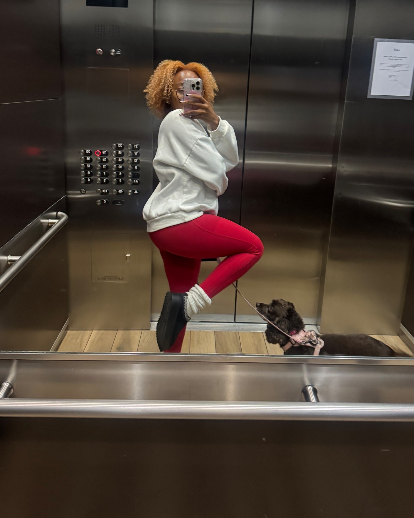 Loving this casual outfit especially because my #nike leggings are on sale!! 

#LTKStyleTip #LTKSaleAlert #LTKActive