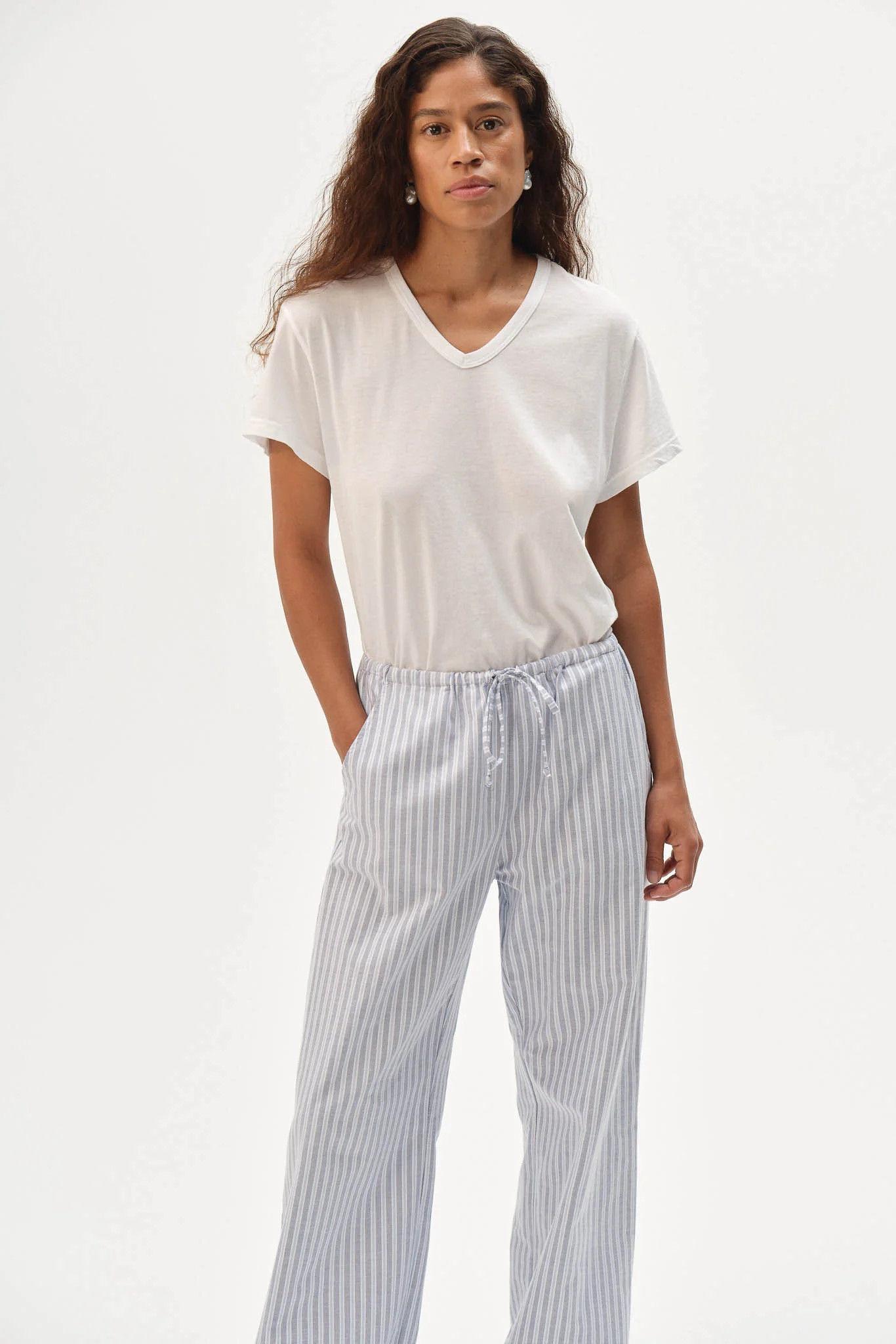 The Jersey V-Neck Tee | DONNI.