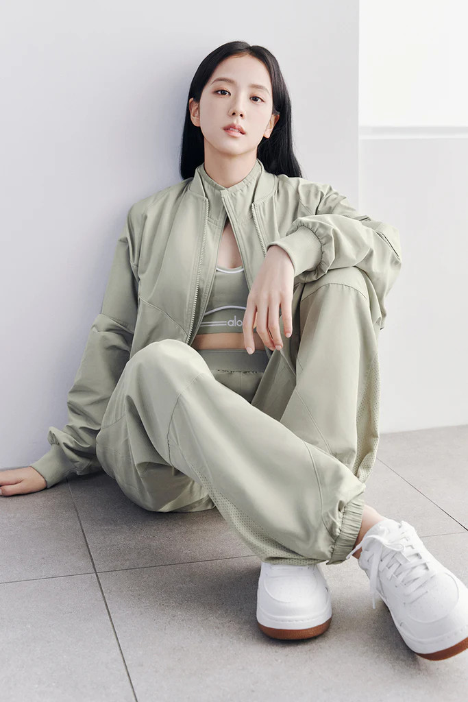 Mixed Media Reinvention Jogger | Alo Yoga (US)