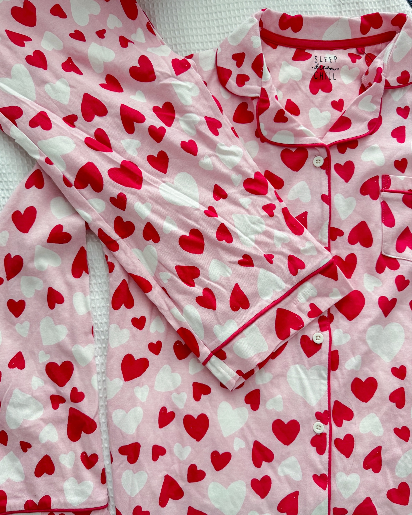 Cutest valentine themed pyjamas ❤️🩷
Come in adults & kids sizing 

#LTKfamily #LTKhome #LTKuk