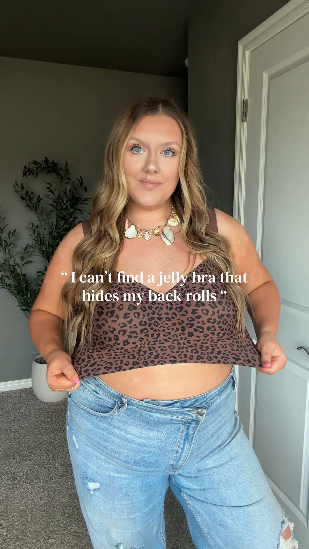 Jelly bra that works for midsize

✨5’8 Size 16 Wearing XXL✨

#LTKootd #LTKMidsize #LTKPlusSize