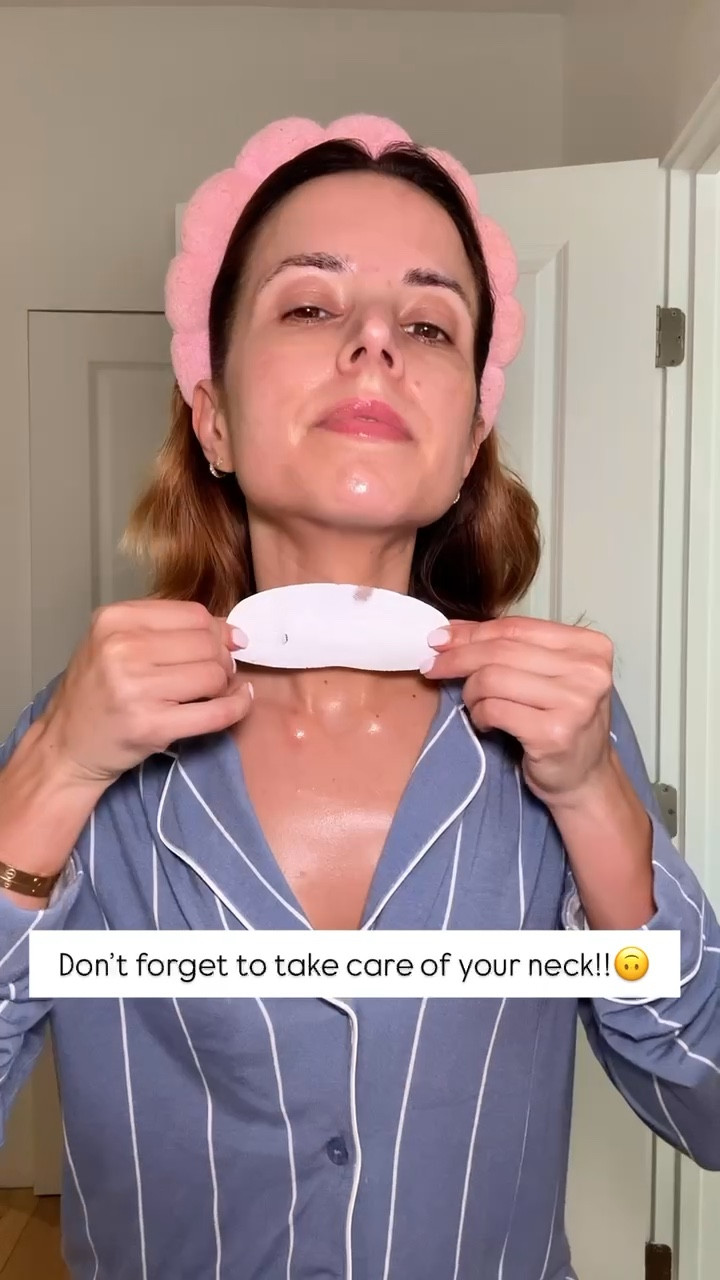 Unsexy things I do to look and feel my best! Love these collagen neck patches to help with lines and ‘tech neck’. Anti aging favorites. 


#LTKBeauty #LTKmorningroutine #LTKselfcare