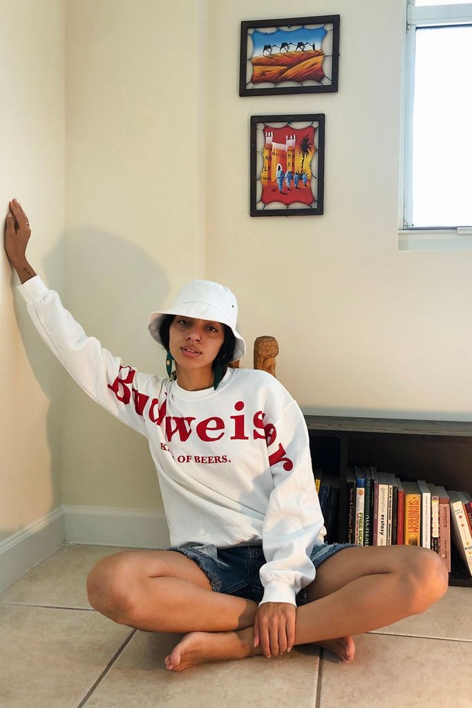 Budweiser Retro Crew Neck Sweatshirt | Urban Outfitters (US and RoW)