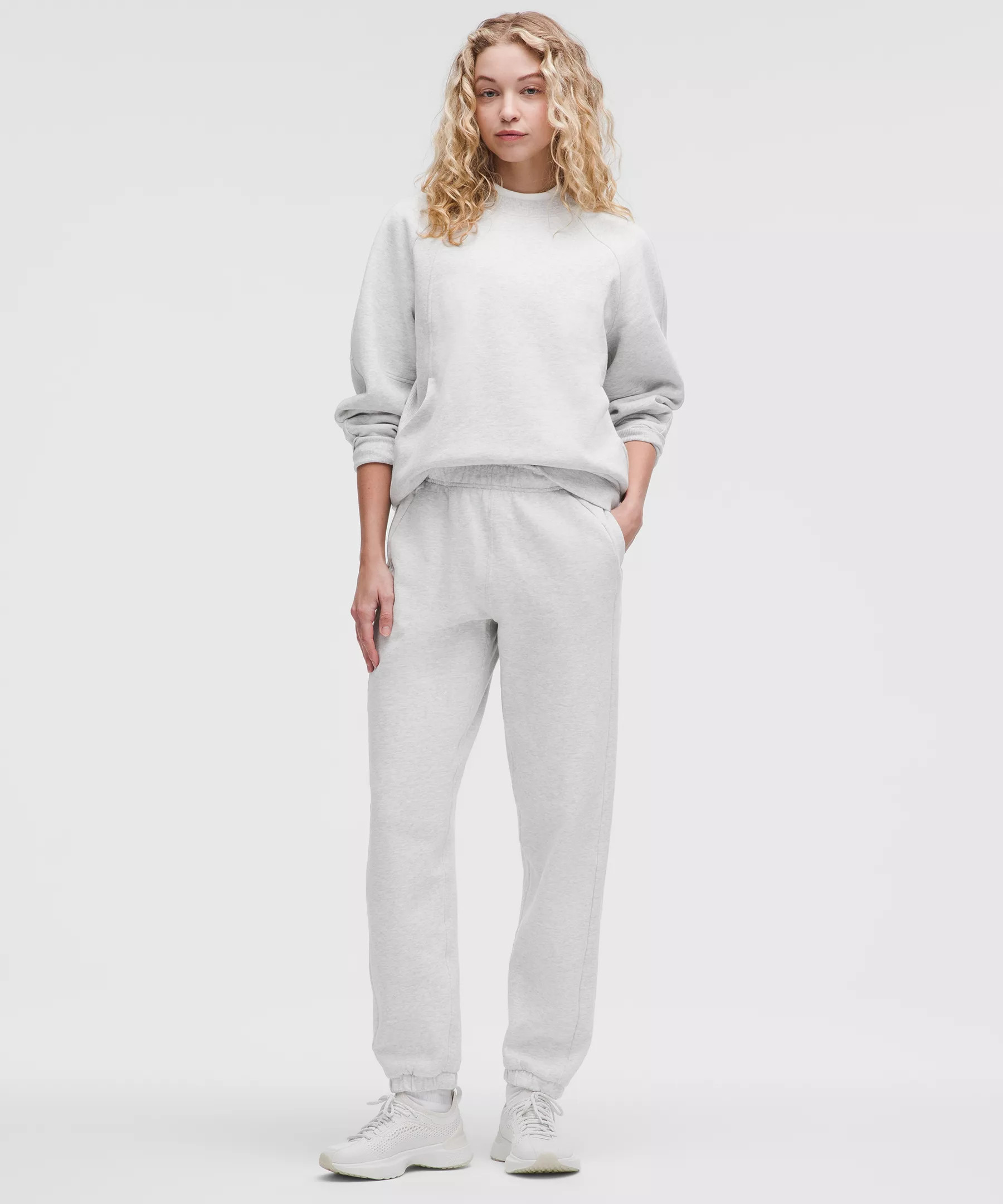 Scuba Mid-Rise Oversized Jogger | Lululemon (US)