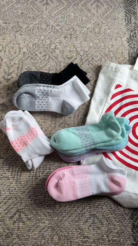 Shop my fave @hanes Absolute Collection from @target and have been loving them! They’ve got quality and comfort at a really great price - and they feel like Bombas! #ad #HanesxTarget #HanesAbsoluteSocks #target #targetpartner