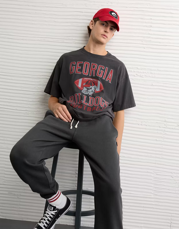 AE Boxy Georgia Bulldogs Graphic T-Shirt | American Eagle Outfitters (US & CA)