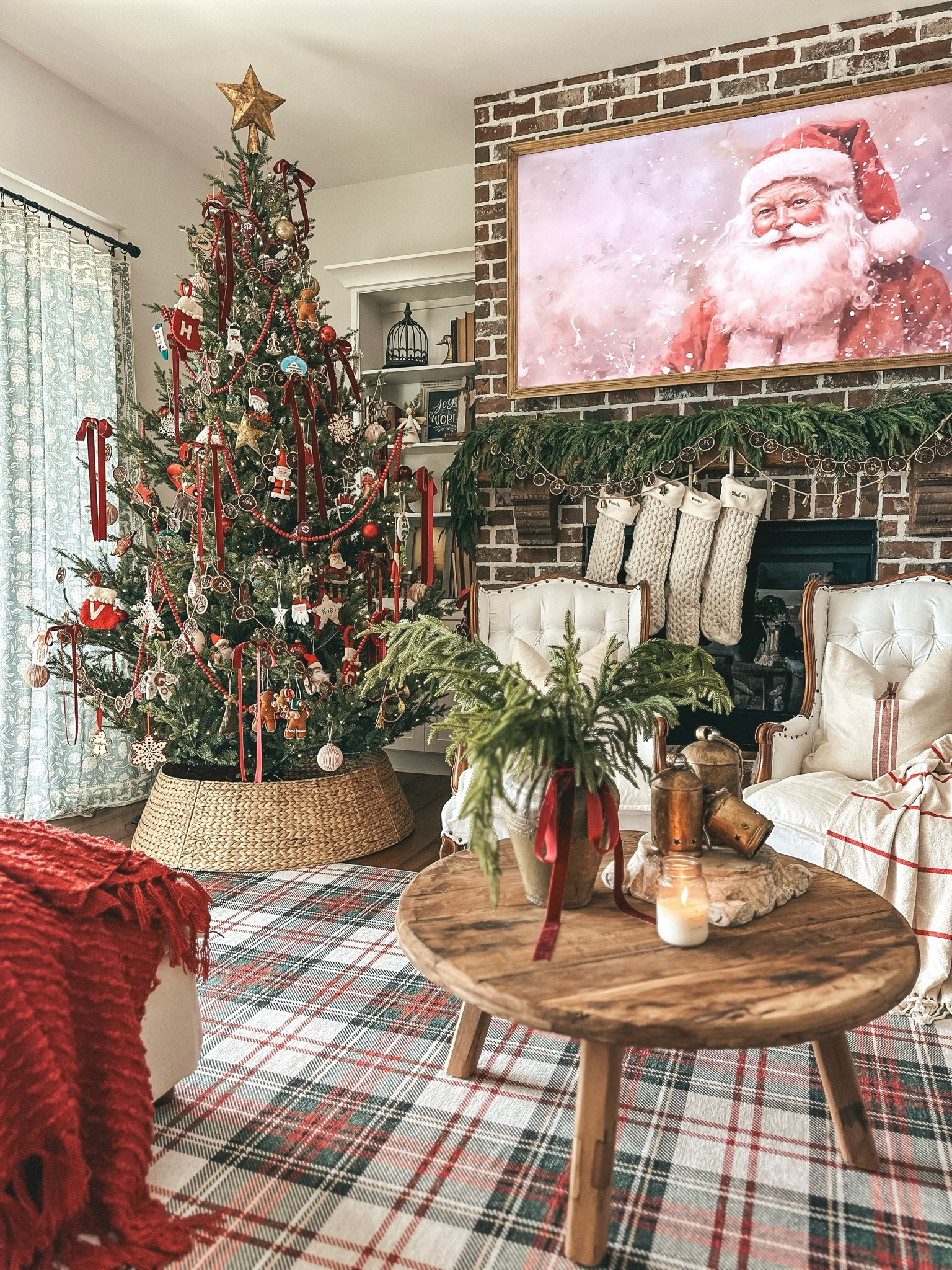 Cozy vintage farmhouse Christmas living room and Christmas tree

#LTKSeasonal #LTKhome