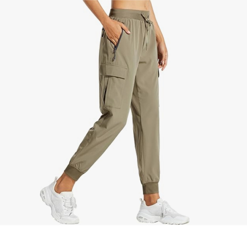 Women’s lightweight cargo joggers, multiple color options! ON SALE NOW! 
#comfort
#activewear

#LTKActive #LTKFitness #LTKSaleAlert