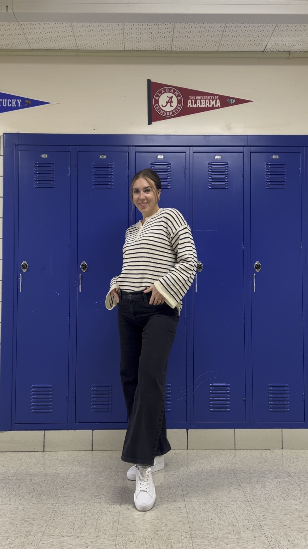 Teacher #ootd

#teacherfit #teacherfashion #casual #streetstyle #streetcasual #teacheroutfit #jeans 

#LTKstyletip #LTKworkwear #LTKmidsize