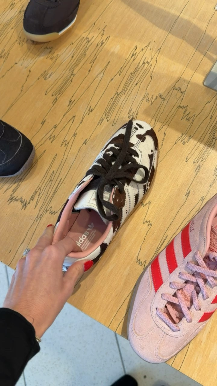 These new Sambas are so cute, I would grab your size if it's still available! Also is a good gift idea for her, you can purchase online and pick them up in store. 

Gift idea for her, Adidas Sambas, sneakers, everyday sneakers, casual outfits, last
Minute gift idea, annabrstyle 

#LTKGiftGuide #LTKHoliday #LTKSeasonal