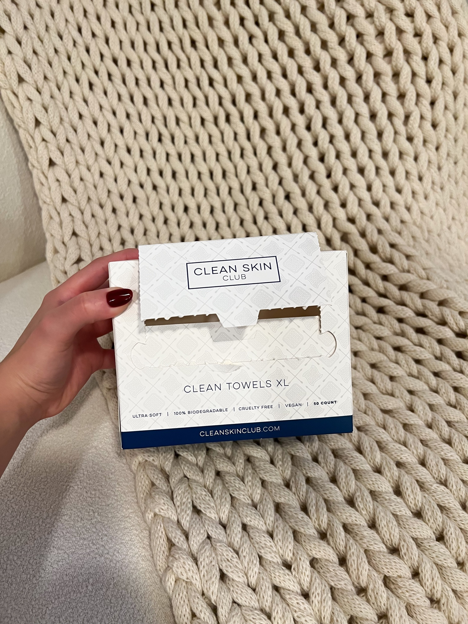 Traded in my regular face towels for these dry wash cloths and I’m obsessed! They are a staple in my skincare routine! Goodbye to unwanted bacteria and breakouts👋 

#LTKfindsunder50 #LTKCyberWeek #LTKbeauty