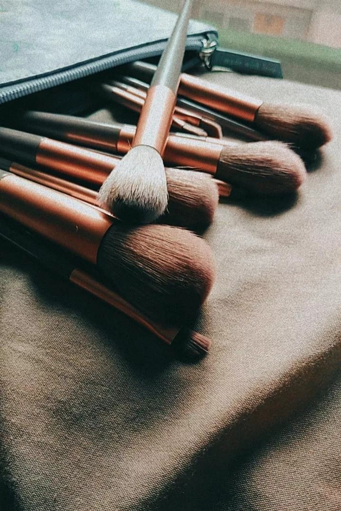 Shop my everyday makeup here

#LTKstyletip #LTKworkwear #LTKbeauty