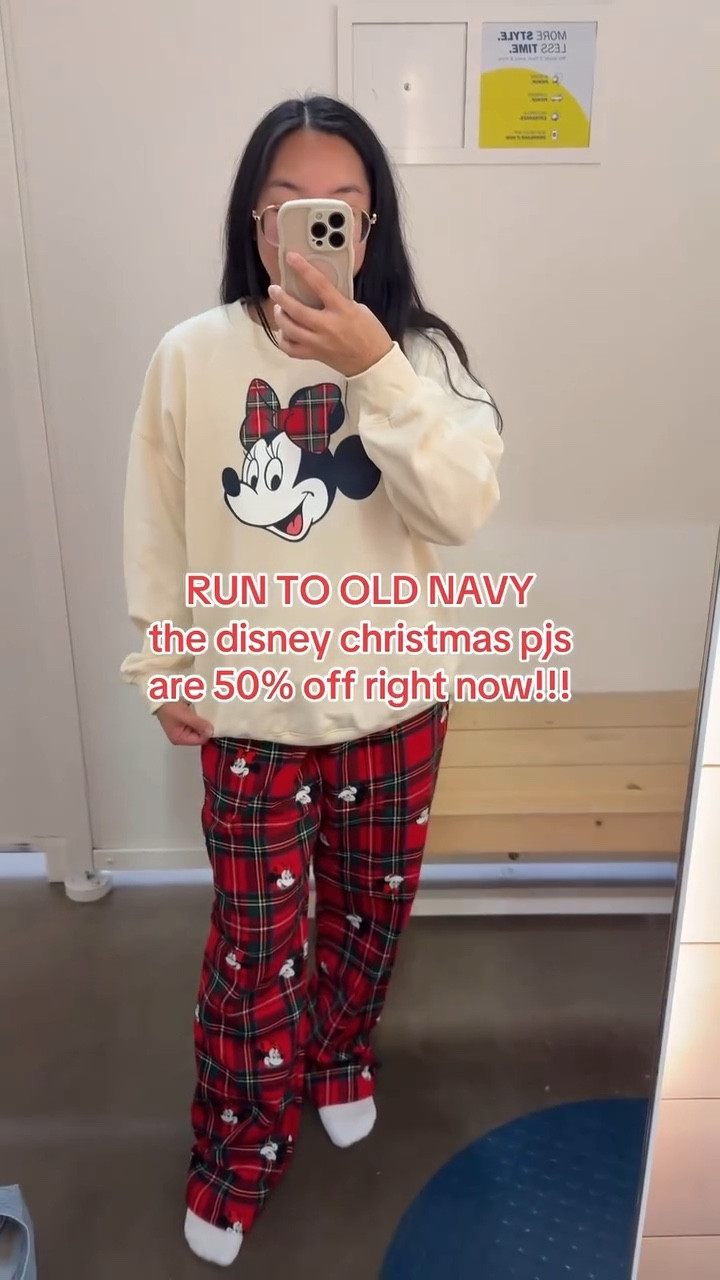 The pajama pants are 50% off and the sweater is 70% off!! The rest of the collection is 40-50% off.

#oldnavy #oldnavystyle #christmaspajamas #disneychristmas #salealert

#LTKGiftGuide #LTKCyberWeek #LTKHoliday