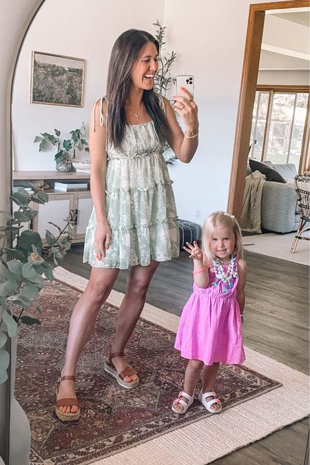 Amazon fashion mini dress & toddler dress. What we wore to a baby shower 


Summer dresses
Mommy and me
Espadrille sandals 
Toddler sandals 
Toddler girl outfit 
Toddler jewelry 
Summer dress 

#LTKParties #LTKBaby #LTKStyleTip