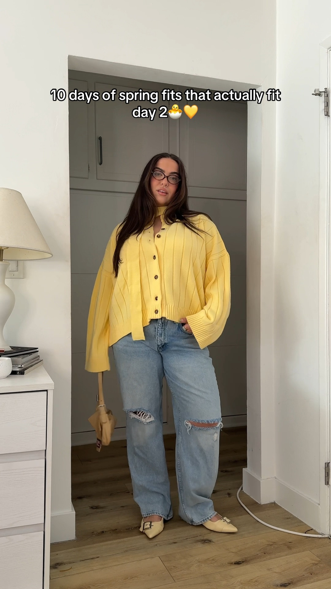 10 days of spring fits that actually fit🐣💛 day 2

one of my most worn pairs of jeans! I wear a size 14
sweater + scarf are from sisters and seekers and I’m wearing a 3x (I wanted an oversized fit), but I linked similar sweaters from ASOS xx

Spring fashion, spring outfit, midsize, plus size fashionn

#LTKMidsize #LTKSeasonal #LTKPlusSize