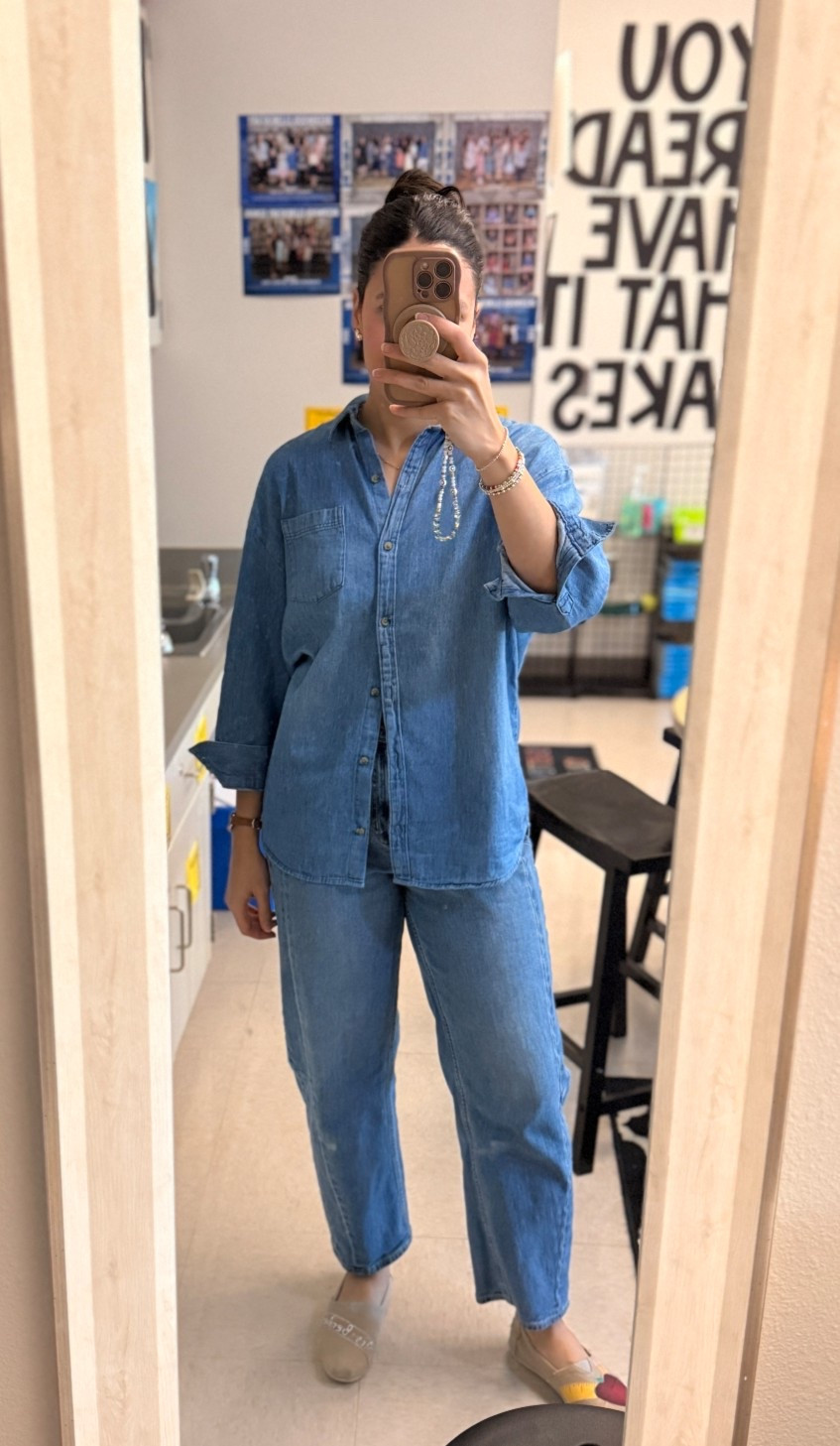 A classic denim on denim comfy outfit 💙🩵✨ @gapstyle 

Teacher Style, teacher outfit, Old Navy, classroom style

#LTKootd #LTKWorkwear