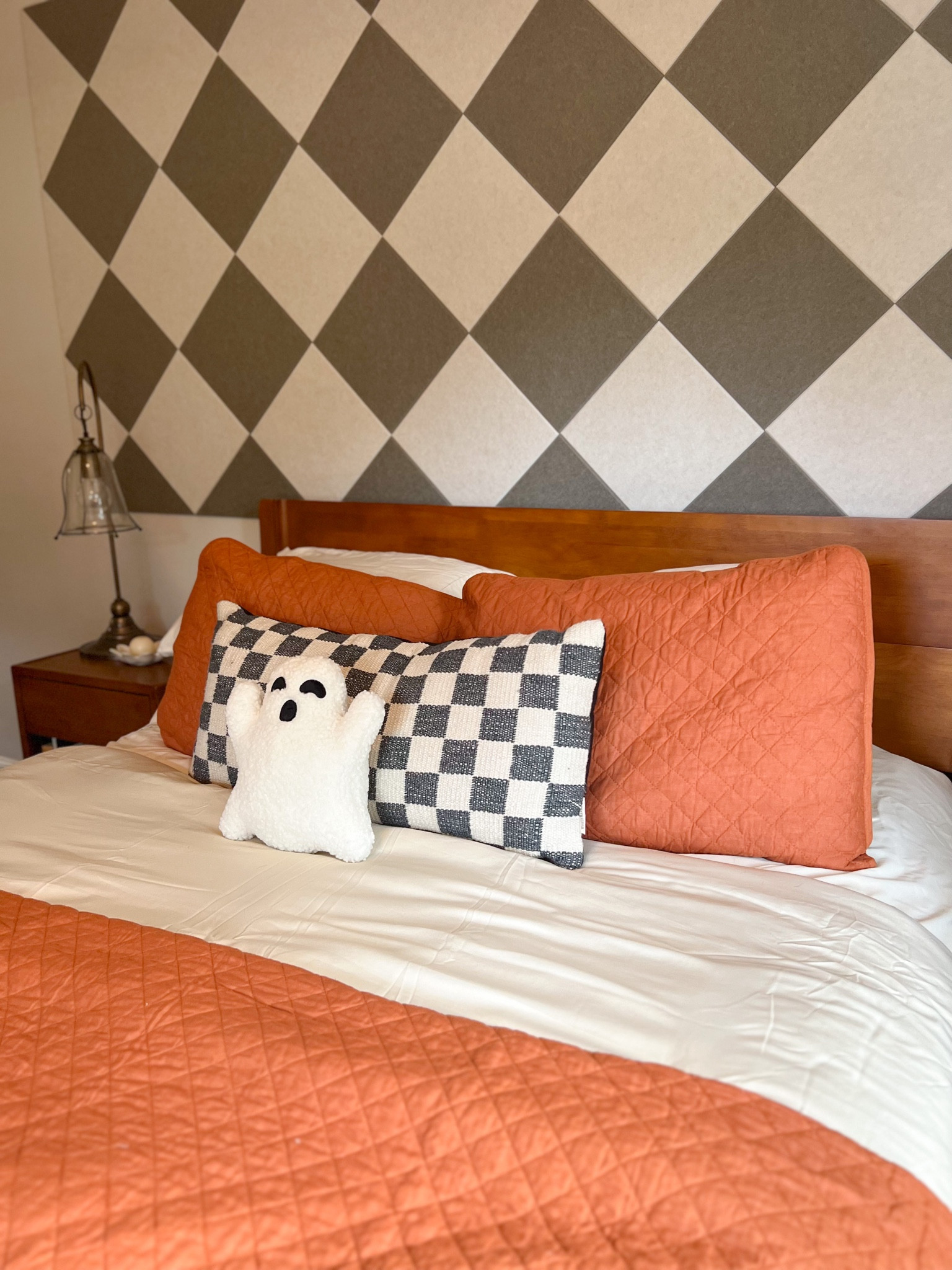 Fall bedding and ghost pillow under $15! 

#LTKstyletip #LTKSeasonal #LTKhome