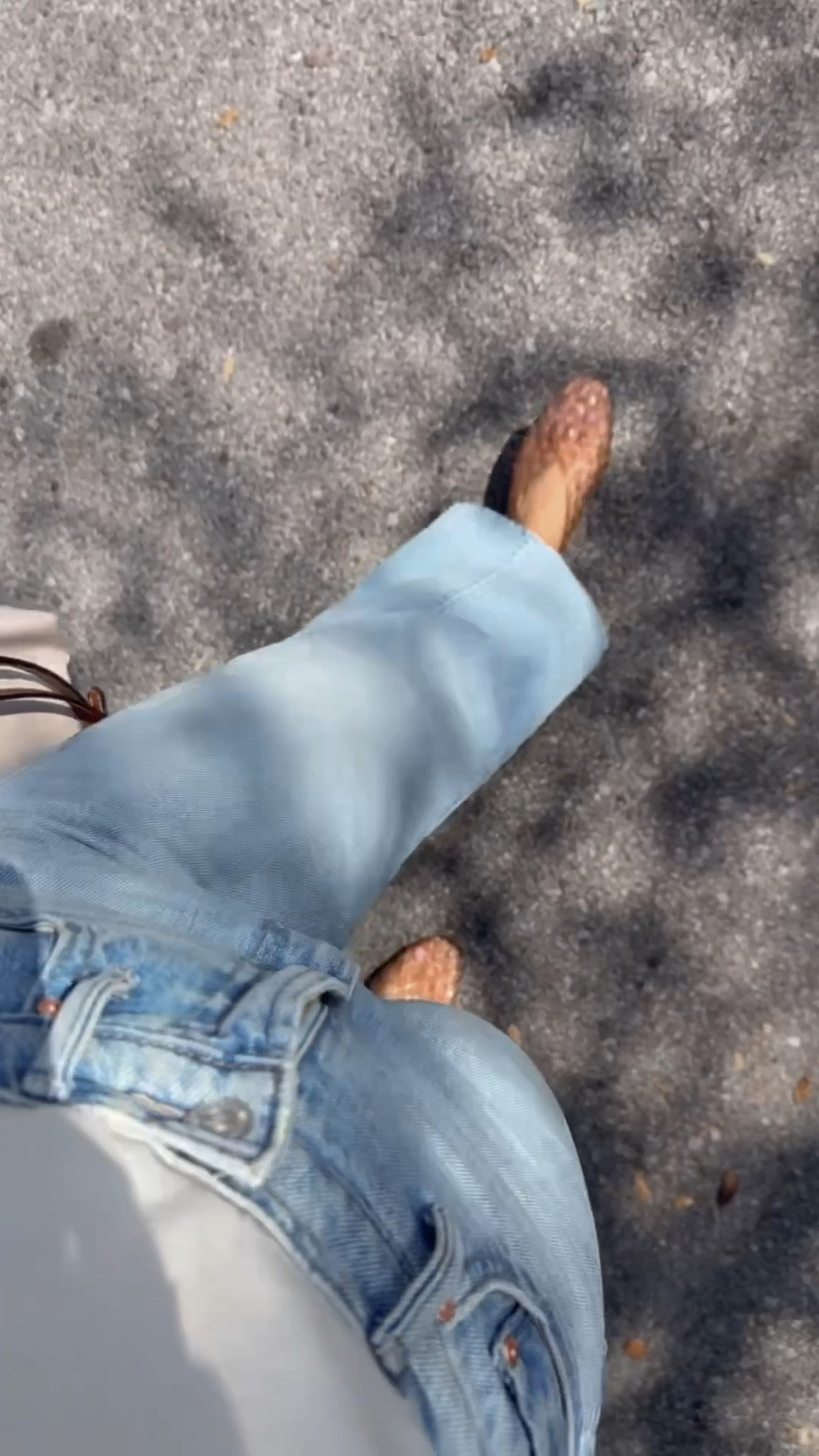 Size 24 jeans (technically a size down for me) SO comfy! 

#LTKPetite #LTKSaleAlert #LTKOver40