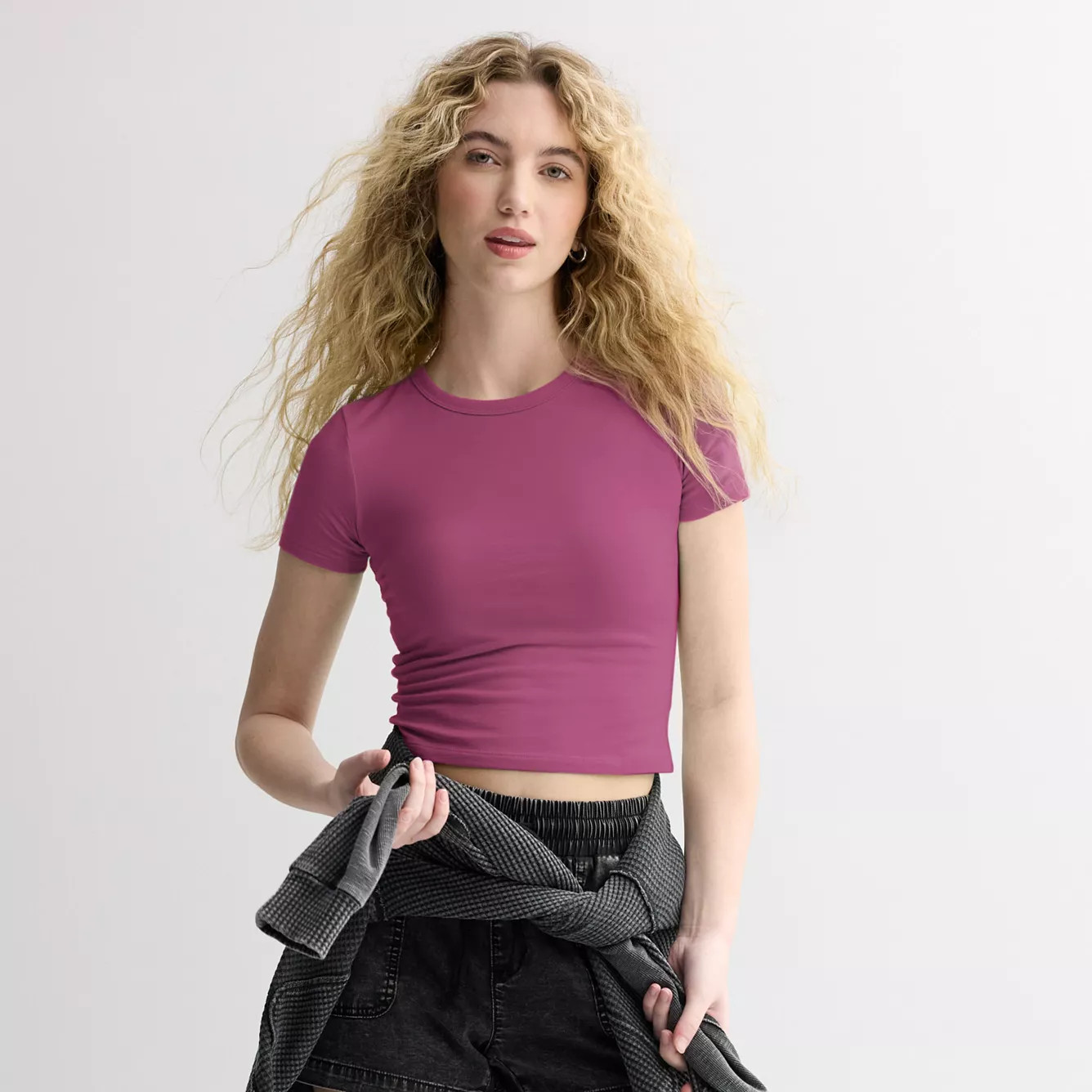Juniors' SO\u00ae Cropped Crewneck Tee | Kohl's