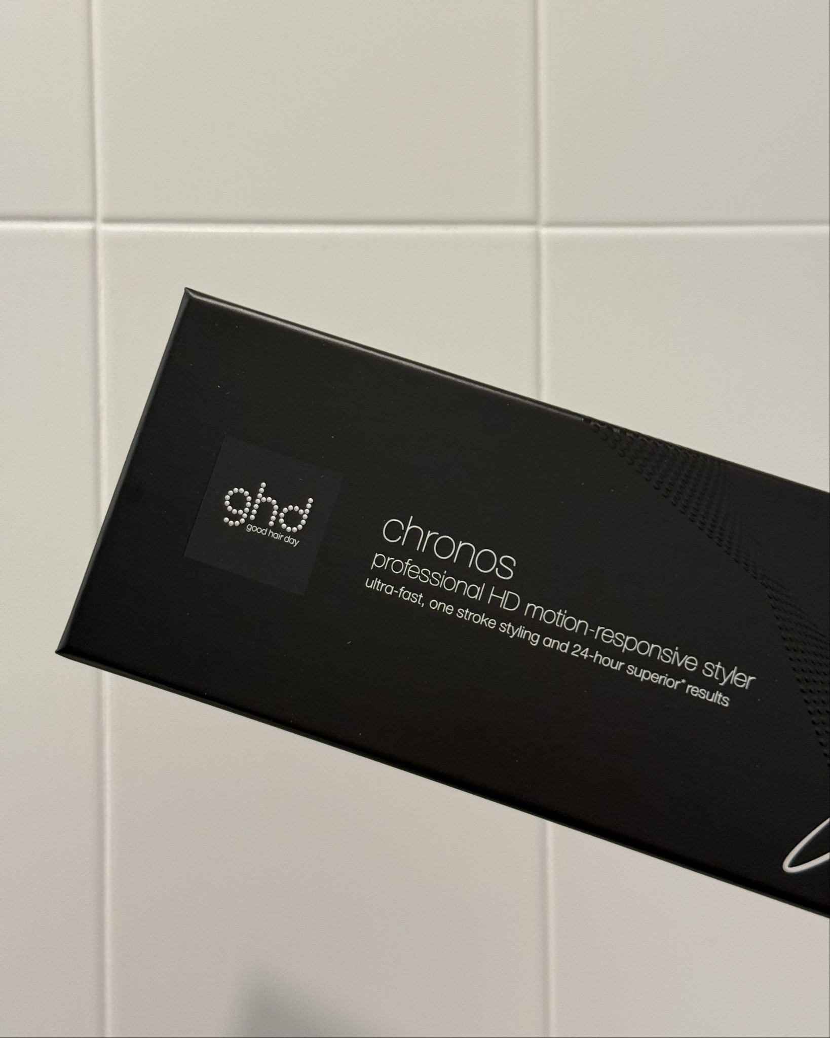 My new GHD chronos arrived and it’s darn good! 
- Ultra high gloss finish 
- 3x faster styling
- No extreme heat damage

#LTKgiftguide #LTKautumn #LTKaustralia