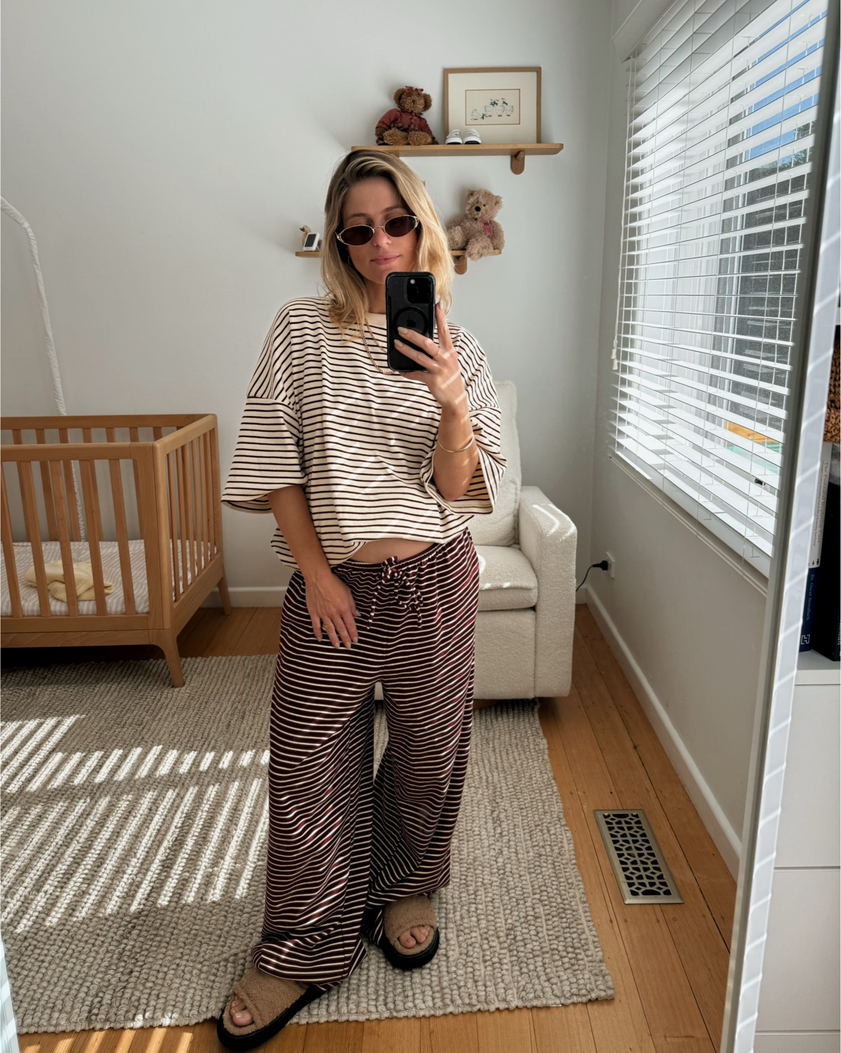 Wearing a size small top and extra small pants
PETAL AND PUP DISCOUNT CODE SAIGE20

Alias Mae slides 

#LTKaustralia #LTKspring #LTKmaternity