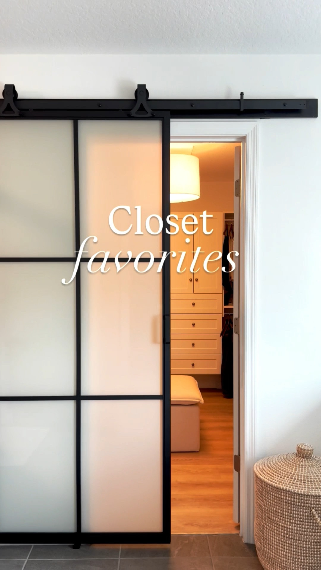 Add closet organization to your spring home refresh with these easy storage solutions 🫶😍




Closet organizing 
Organization 
Home
Home decor
Home refresh
Spring home refresh 
Closet makeover
Closet
Must haves 
Closet diy 

#LTKHome