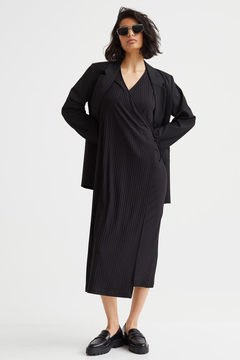 MAMA Sleeveless Nursing Dress | H&M (US + CA)