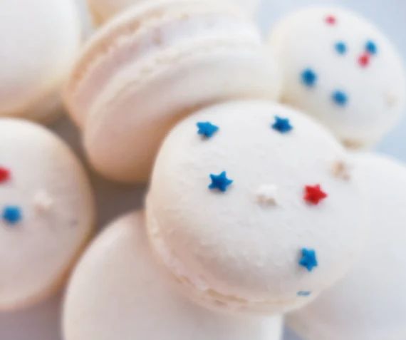 12 French macarons-naturally gluten free,fourth of July,patriotic,USA,birthday party,vanilla maca... | Etsy (US)