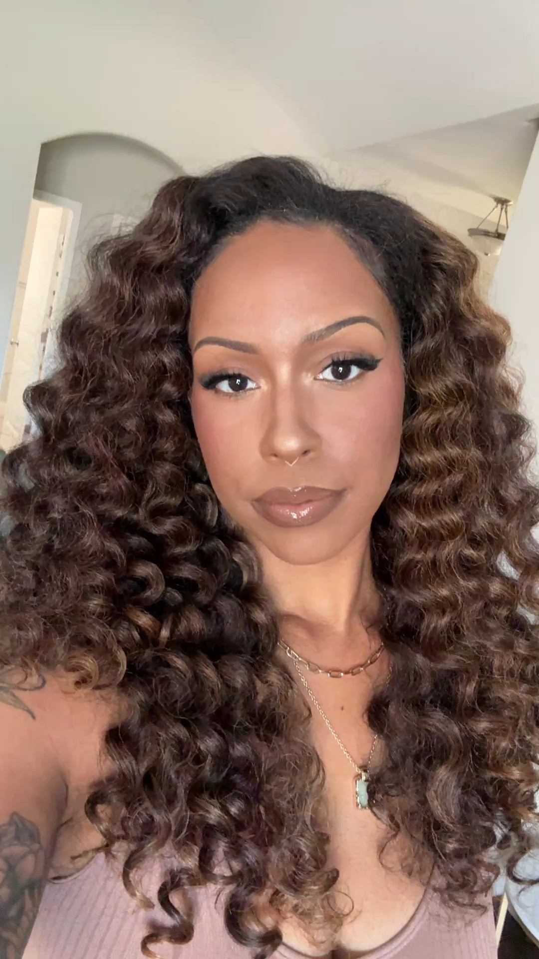 Outre Romina in color DR CARAMEL BROWN 😍🤎🍯✨

This is a fairly new synthetic half wig from @outre_hair This was a blind buy that worked out. Loving the curls, texture, and of course this color blend! You can watch the full review on my YouTube channel!

#outreromina #synthetichalfwigs #outrehair #wiginfluencer #wigvlogger

#LTKgrwm #LTKvlog #LTKBeauty