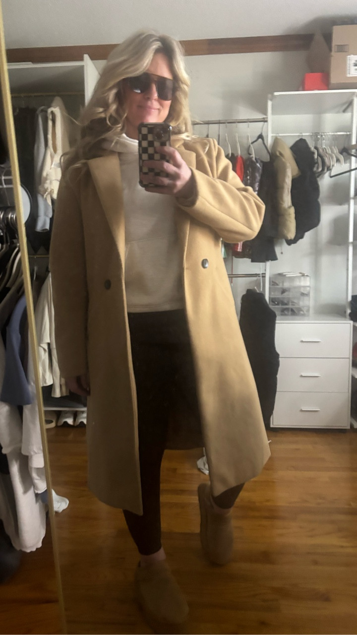 Cozy, comfy and easy OOTD
Jacket: Large
Hoodie: Medium 
Leggings: Medium 

#LTKmomlife #LTKMidsize #LTKootd