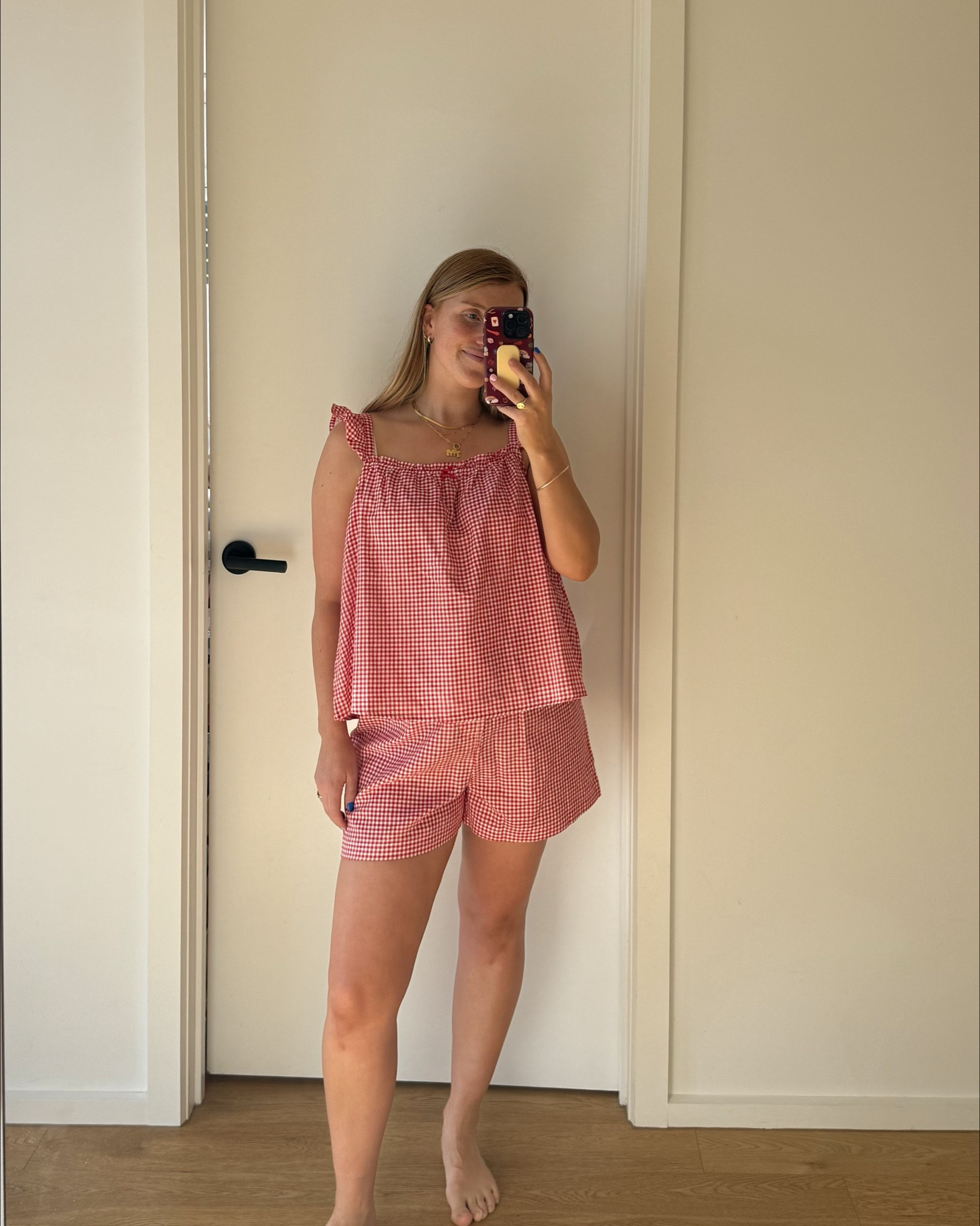 Cutest chrissy PJ’s and currently $15!!!! (Oh and they’re 100% cotton) ❤️🤍 

#LTKfestive #LTKaustralia