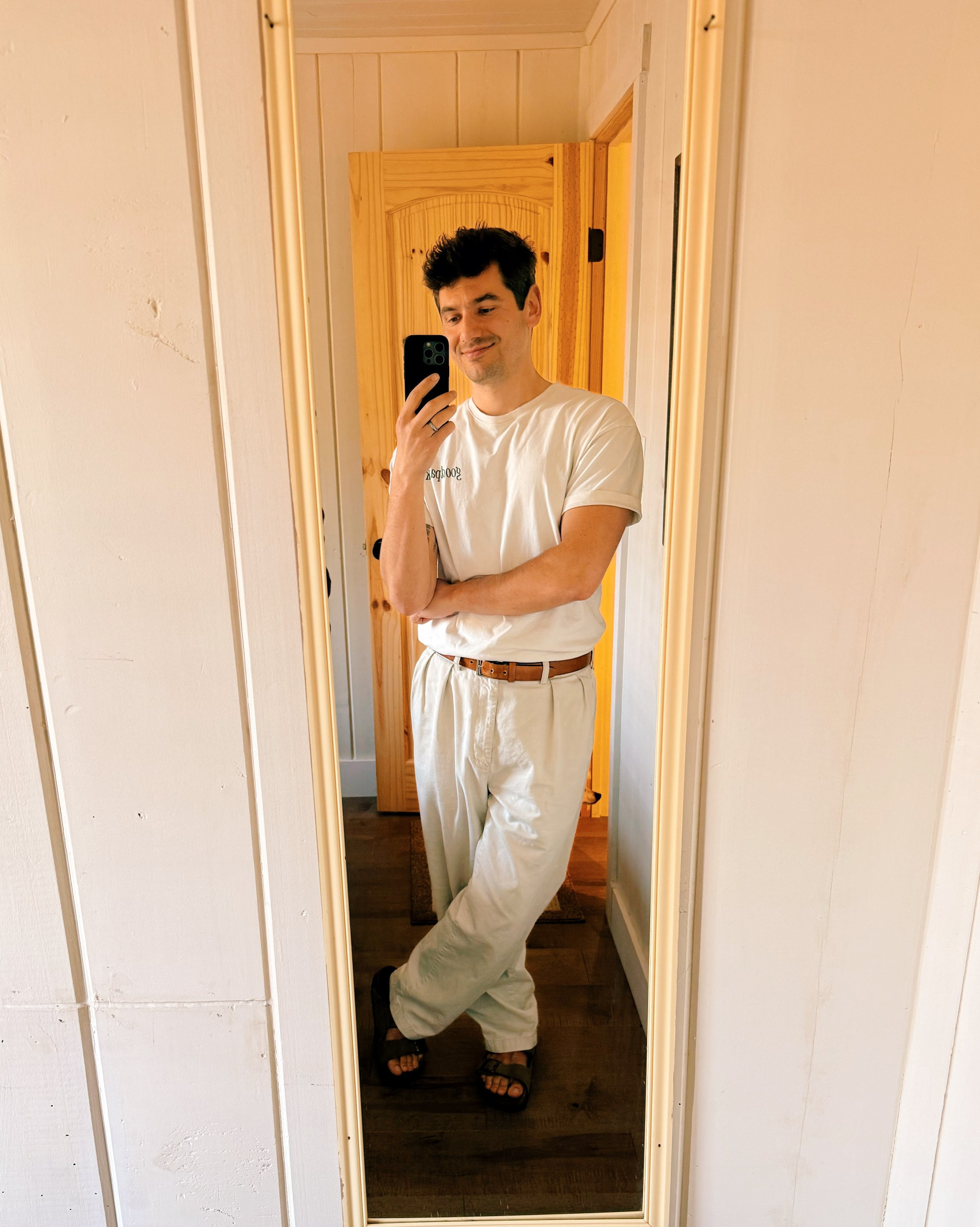 Baggy pants season is officially here, and I’m not mad about it. Effortless, comfy, and still put-together — these pants are basically the main character in my wardrobe right now. 🌿

Paired them with a simple tee + sandals for a laid-back look, but you can easily dress them up with a button-down or blazer. 

#LTKmenswear #BaggyPantsStyle #CasualLook #ComfyAndChic #LTKBlog

 

 #LTKStyleTip #LTKMens