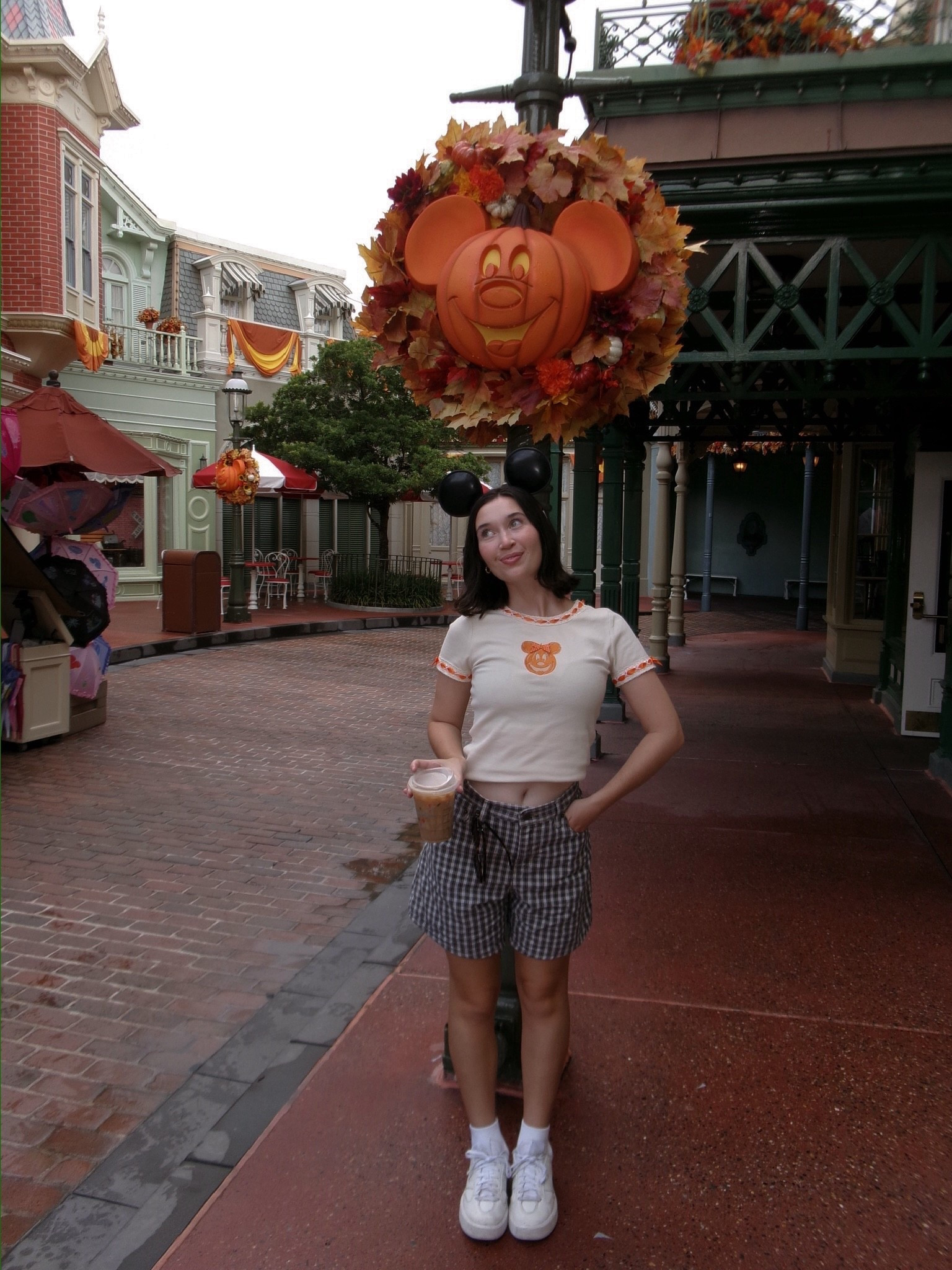 perfect fall outfit for a hot florida day looking at mickey pumpkins!

#LTKSeasonal #LTKTravel #LTKPetite