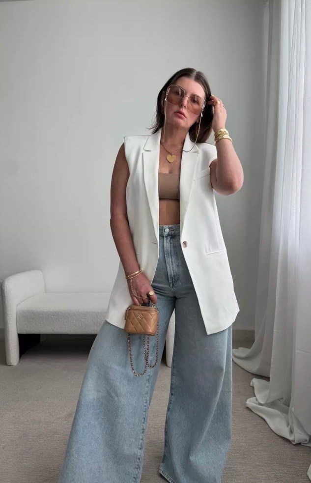 Vest and wide leg jeans run TTS, wearing size 8/29

#LTKootd #LTKgrwm