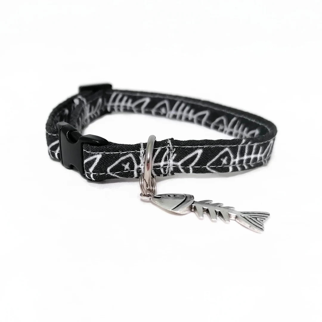 Cat Collar Breakaway fishbones Black/white - Etsy | Etsy (US)