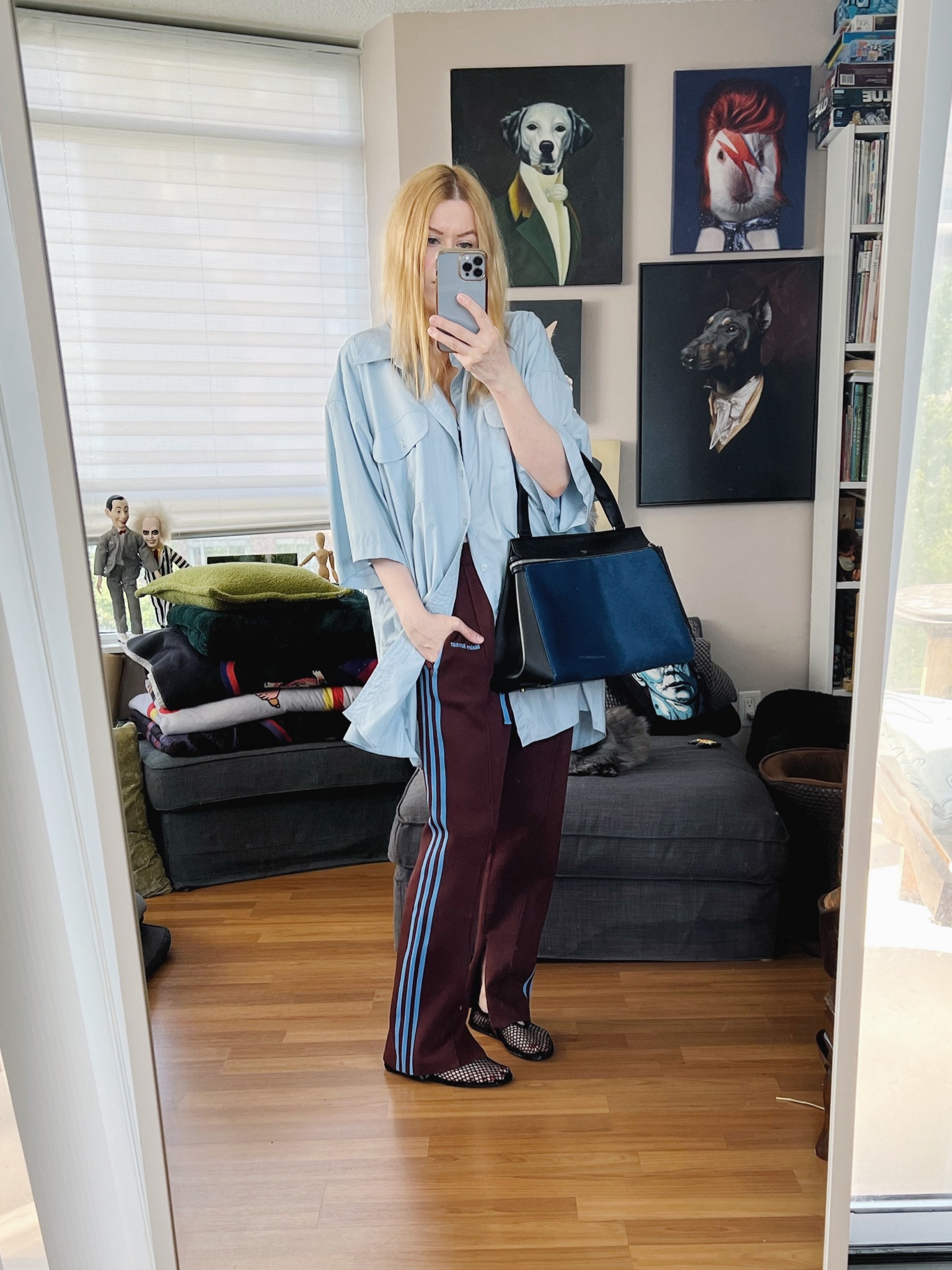 I hate the heat. It zaps the creativity right out if getting dressed.
Everything is secondhand except my shoes.
•
#springlook  #torontostylist #StyleOver40  #secondhandFind #fashionstylist #slowfashion #FashionOver40  #MumStyle #genX #genXStyle #shopSecondhand #genXInfluencer #genXblogger #secondhandDesigner #Over40Style #40PlusStyle #Stylish40


#LTKFindsUnder100 #LTKStyleTip #LTKOver40