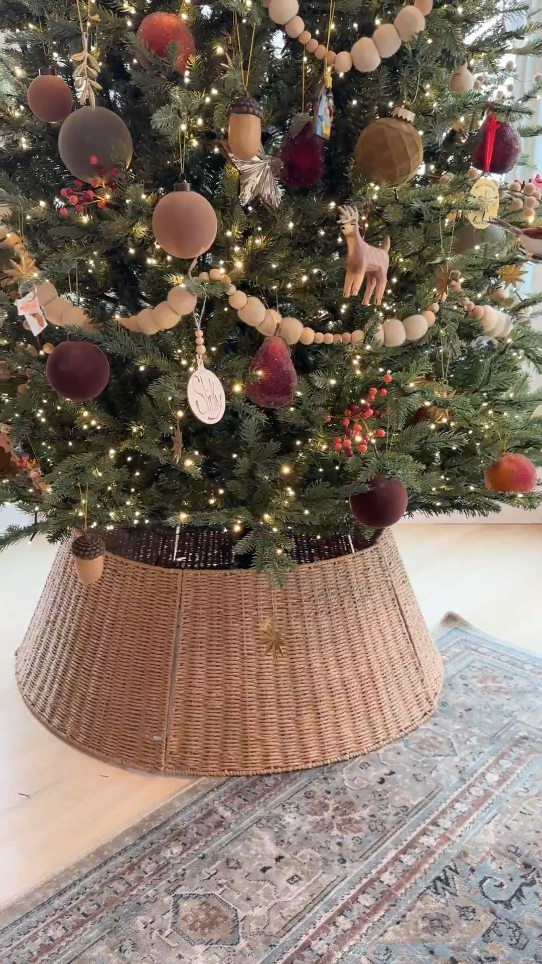 Christmas Tree Decor

Christmas  Christmas tree  Christmas ornaments  tree collar  holiday home decor  ornaments  garland  pre-lit Christmas tree  ArchedManor

#LTKSeasonal #LTKhome #LTKVideo