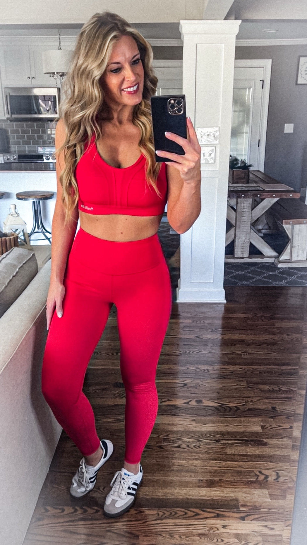 This activewear is 10/10! The quality is amazing making this set super flattering! Super stretchy and so comfortable! Also, the pads are sewn in the top! Eeekkk! Grab these now! 

Wearing size small 

#LTKActive #LTKfitnessgoals #LTKmomlife