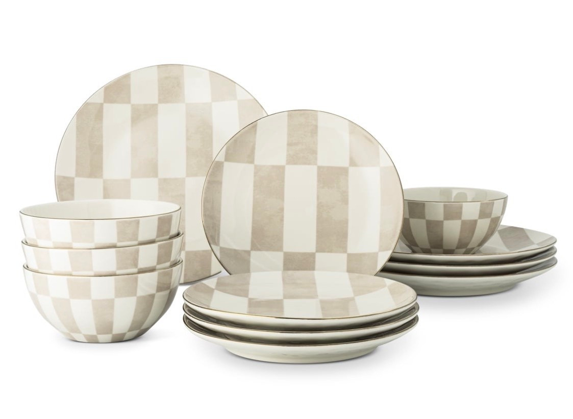 The cutest fall kitchen item finds! 🌾

#LTKmomlife #LTKHome #LTKSaleAlert