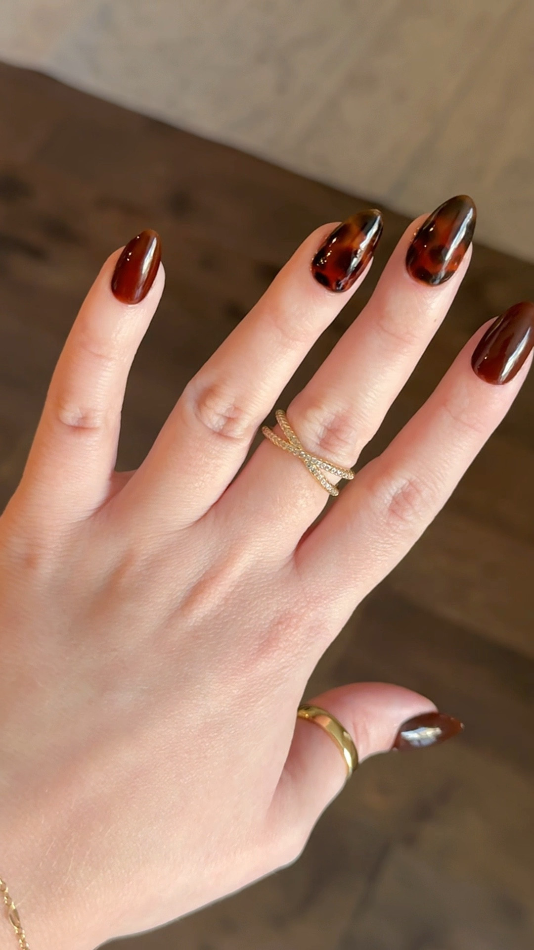 This is the easiest & most affordable way to do tortoise shell nails at home! It will blow your mind how easy it is. 

#LTKSeasonal #LTKBeauty #LTKStyleTip