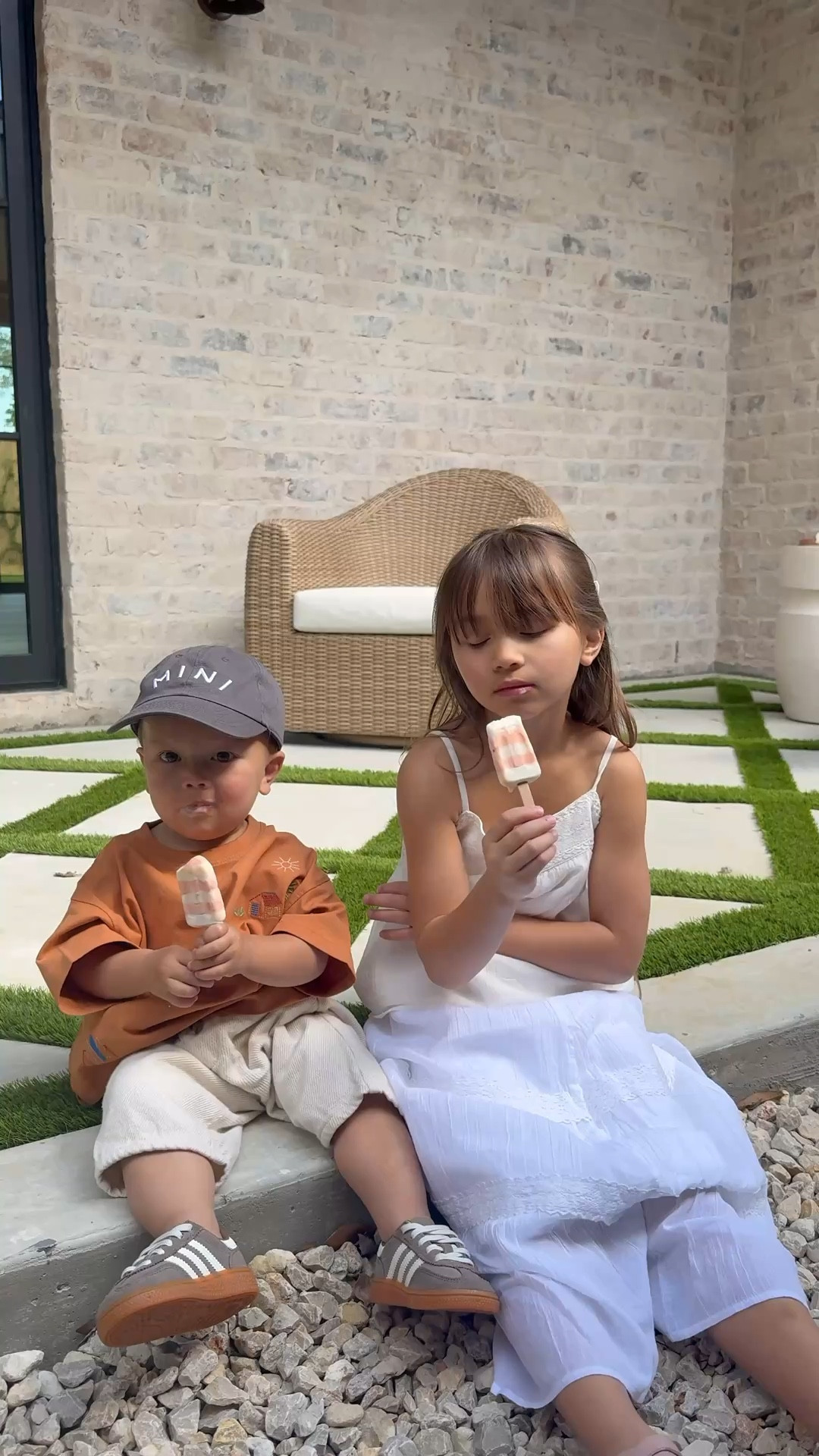 Spring mom , baby, and daughter outfit from @abercrombie on sale 