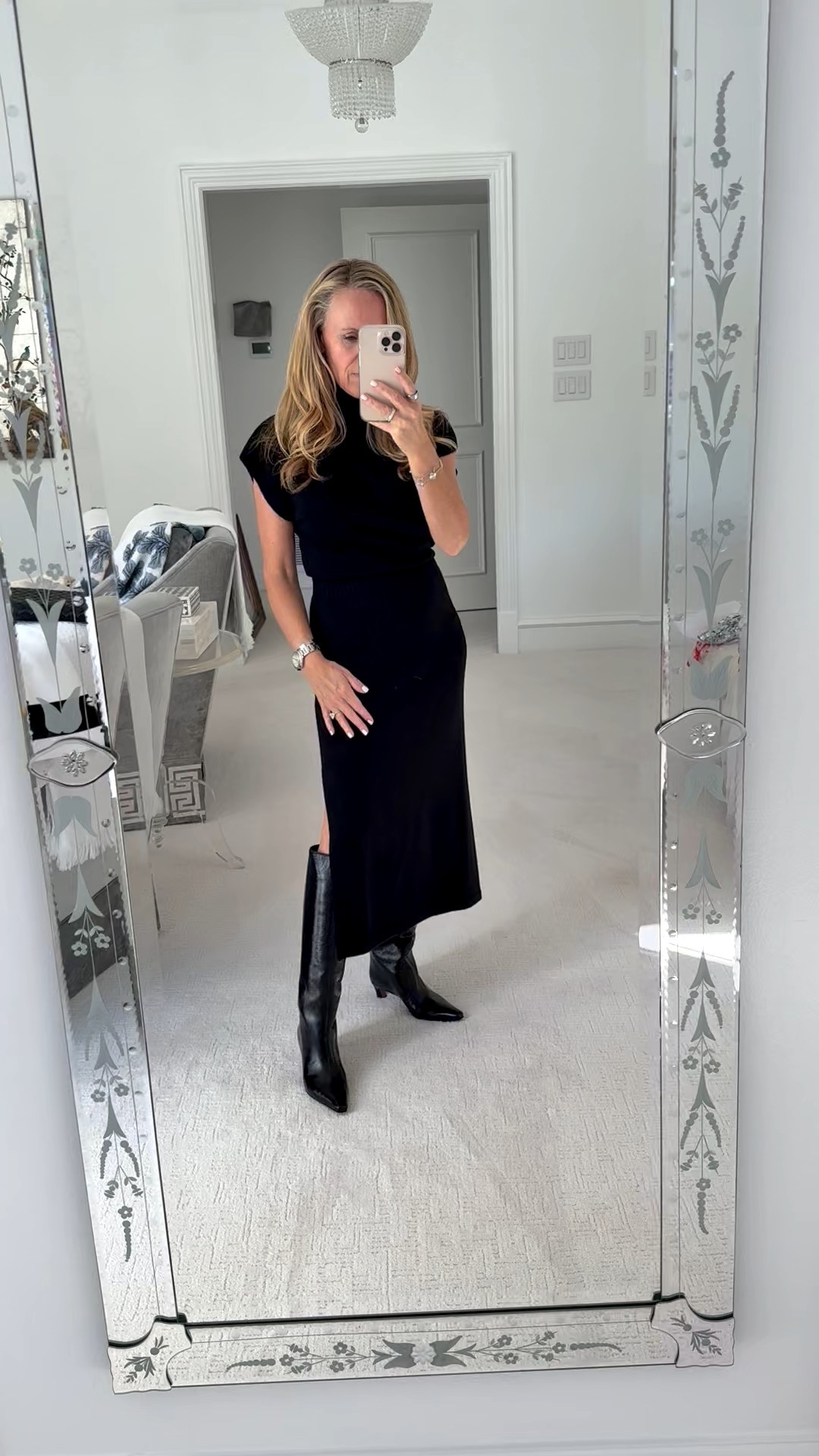 Elegantly styled with dresses or jeans
@lacanadienneshoes #ad #LaCanadienneShoes #NoCompromise #MadeforLifeinTheCity #LaCandienneSince1987 #CityDry 


#LTKSeasonal #LTKOver40 #LTKShoeCrush