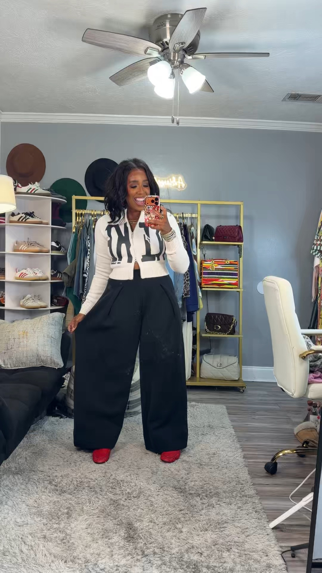 Chic sporty outfits but make them wearable #t From casual errands to brunch fits, these Nike-inspired looks are the perfect mix of comfy + elevated. Which look is your fave?
SIZING REFERENCE/ stats- 5'5", 165 Ibs, size 10
#nikeoutfits #sportychic #streetstylefashion #casualchic #everydaystyle #nikestyle
#athleisurestyle #Itkstyle #springoutfits #fashionfinds
#LTKOver40 #LTKootd
#LTKSaleAlert