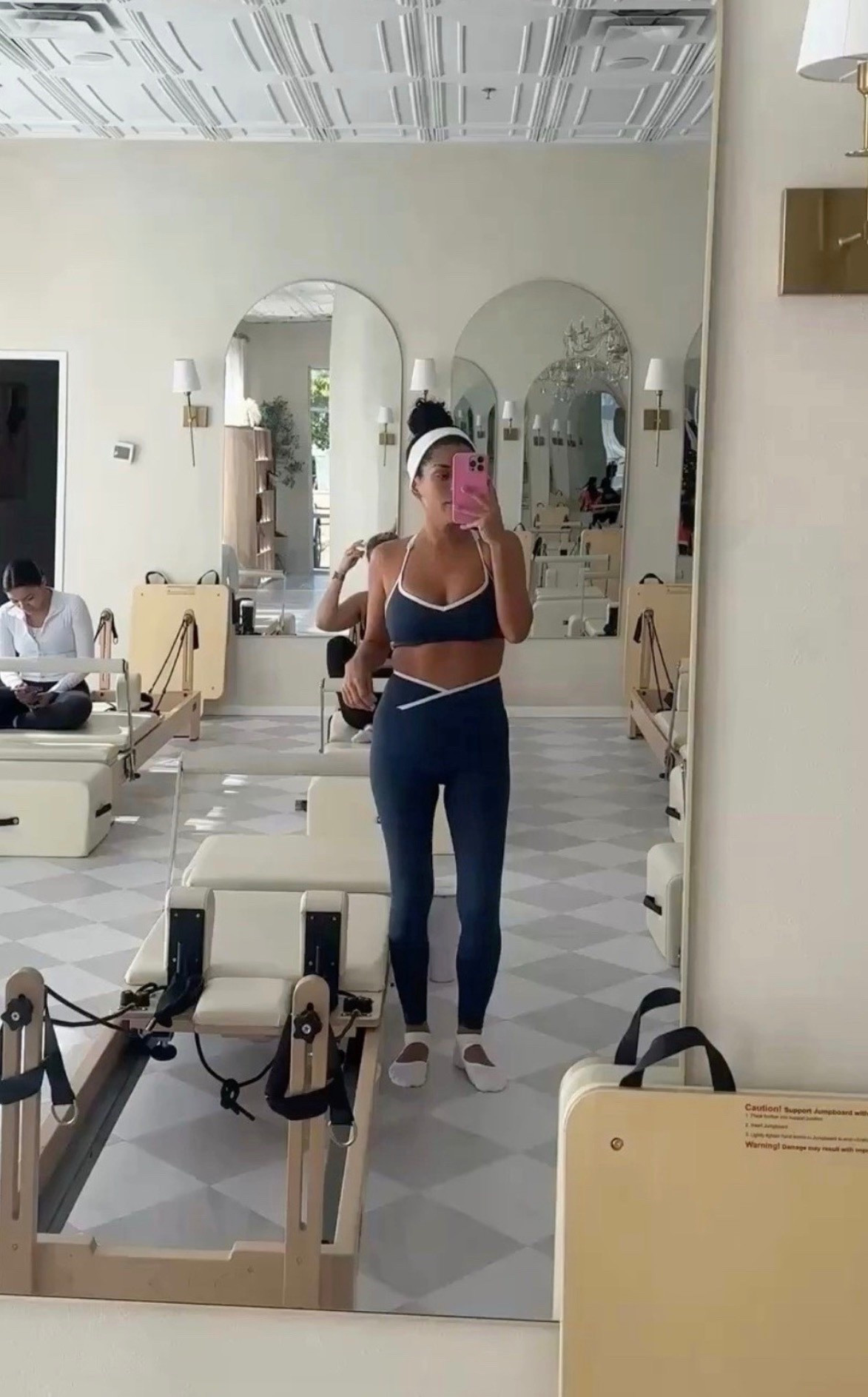 this set is doing everything it needs to do 🤍 snatched, supportive, and actually cute for pilates days… been reaching for this nonstop 

#pilatesoutfit #activewearstyle #workoutlook

#LTKdayinmylife #LTKootd #LTKfitnessgoals