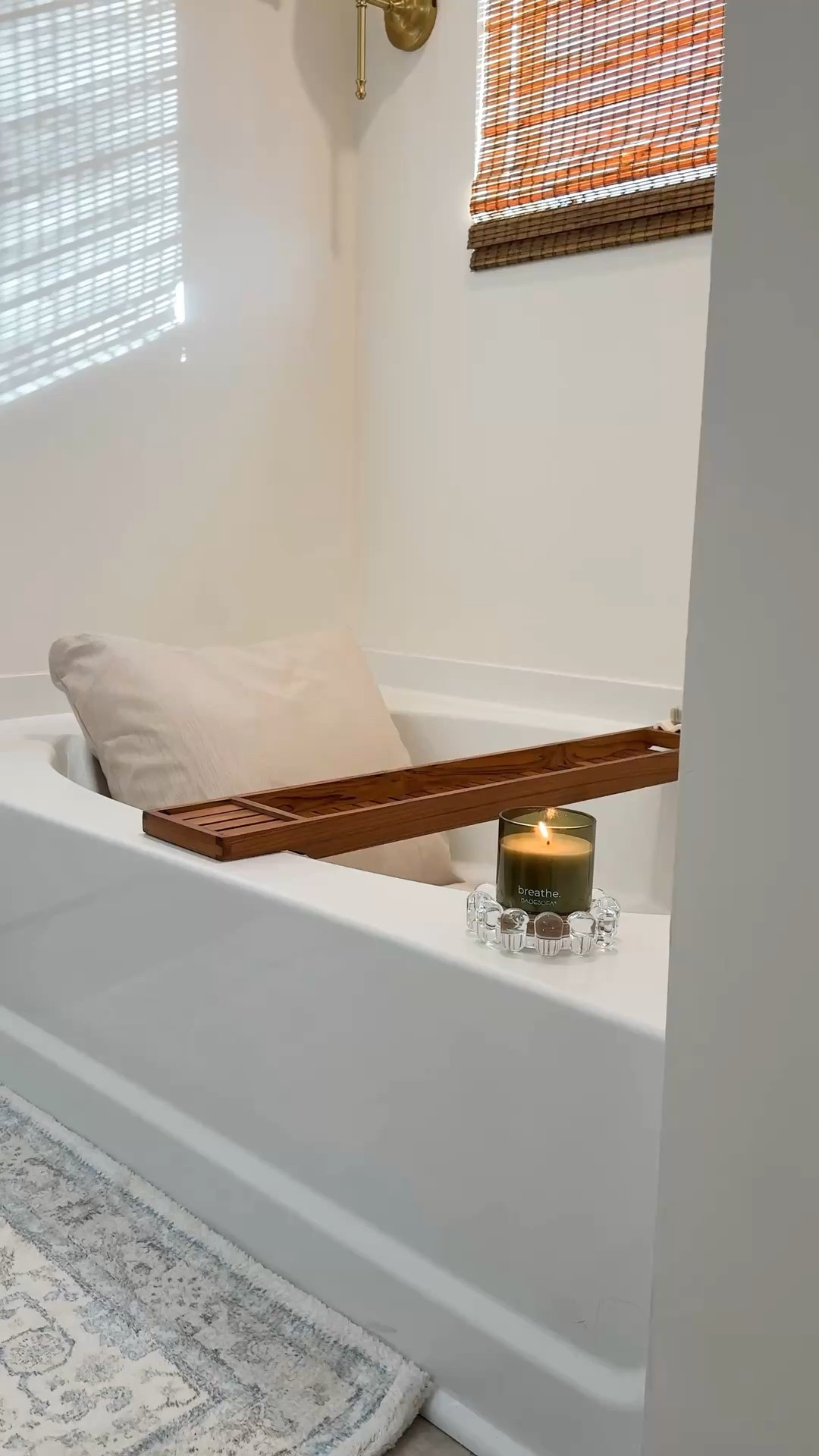 Relax & unwind with @BADESOFA® bath pillow and their new candle and pillow spray. 
Now the spa vibes are complete with the aroma to match to luxury feel of their bath pillows. Such a perfect gift for Mother’s Day!

#LTKmomlife #LTKMothersDay #LTKselfcare