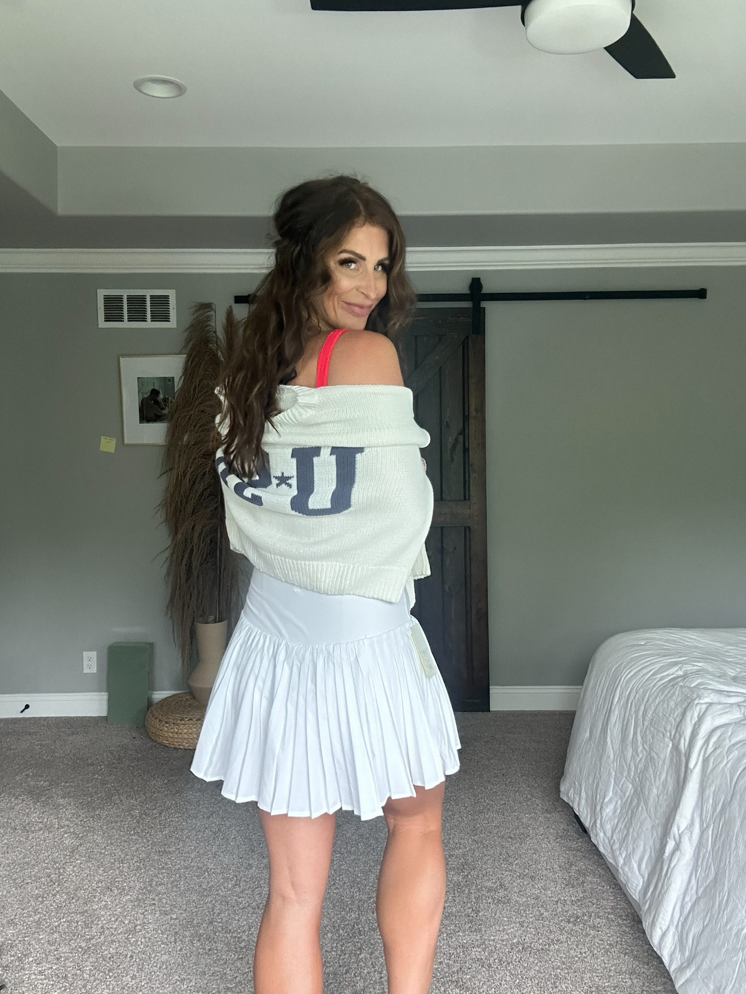 LOVE this whole outfit for the 4th of July!! Sweater - target, wearing an XXL for a super oversized fit 

Red bodysuit - actually a swimsuit from Walmart, wearing an XL 

Skirt - target, wearing a large and need a medium 



#LTKStyleTip #LTKFitness #LTKFindsUnder100