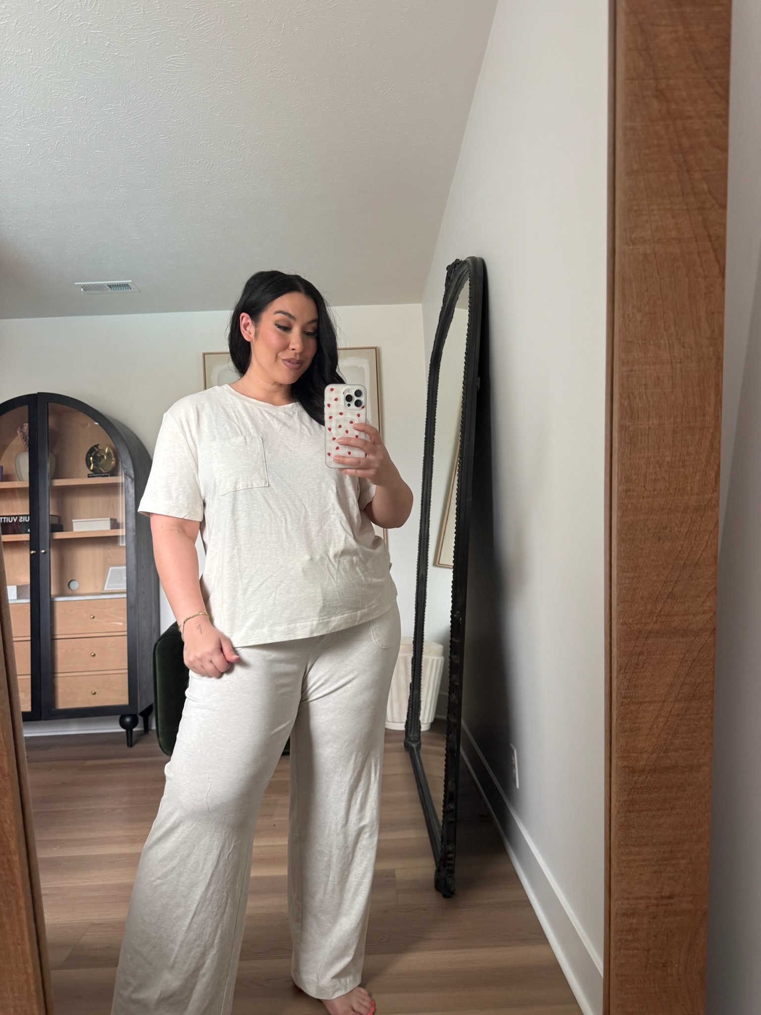 Comfiest set from @soma, wearing a size XL
-
-
-
Favorite undergarments, post partum bra, comfy bra, loungewear, intimates