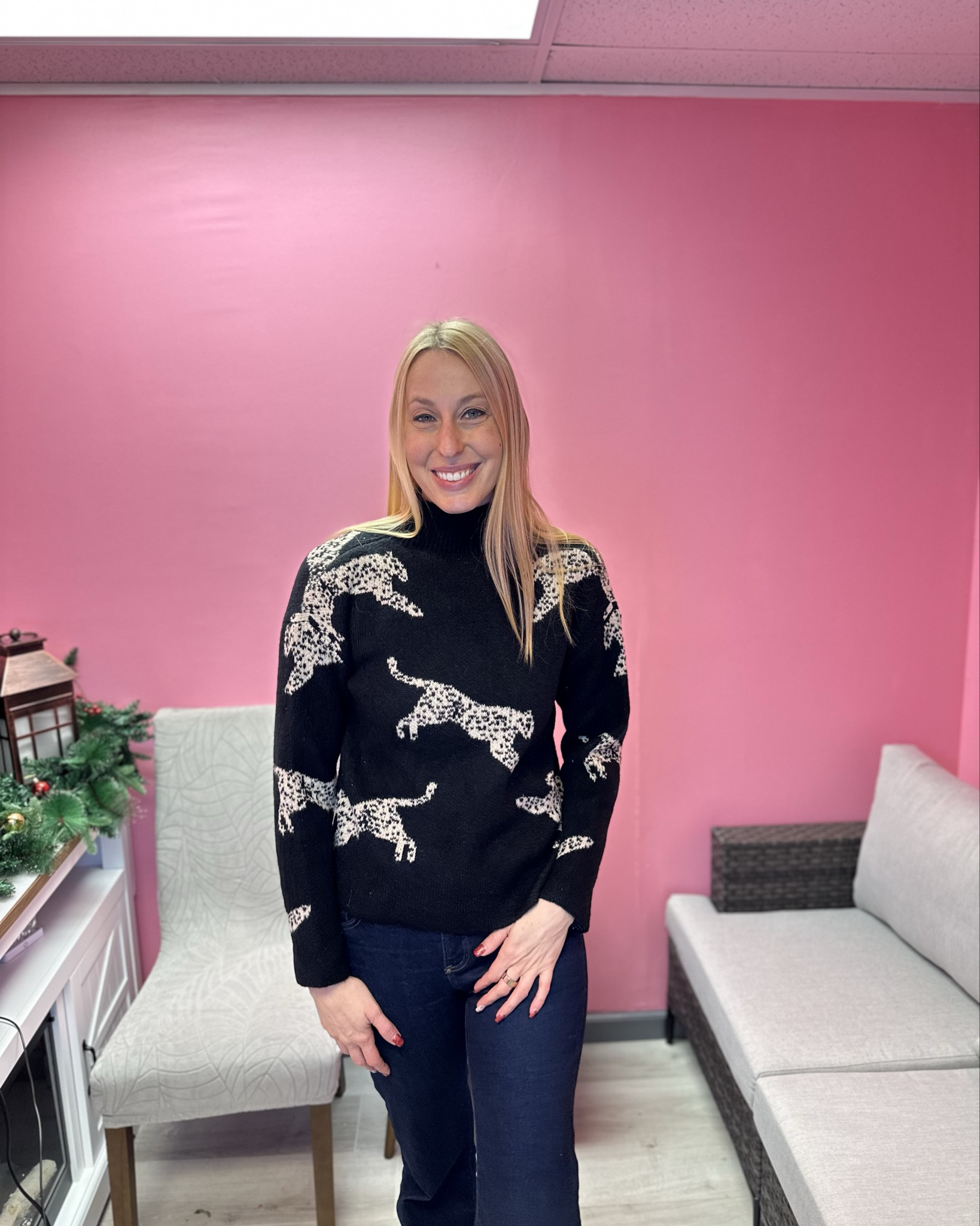 Full leopard 🐆 sweater 
🖤 this sweater is cozy and warm 
🖤it is also looser fitting and has a touch of class to it
🖤fits true to size, wearing size small and I am 5’10”

#LTKWorkwear #LTKTall #LTKFindsUnder50