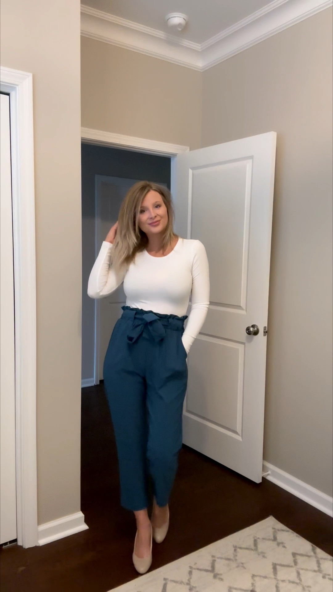 Work pants that don’t feel like work pants 👌
High-waisted paperbag Amazon trousers by Grace Karin with a tie waist that actually look polished enough for the office. Lightweight, comfortable, and easy to style with a fitted long-sleeve top or blouse for business casual days. These are perfect for women who want comfortable workwear that still looks professional. And this peacock blue color? The best without being boring!

I styled these as modern office pants, but they also work for casual Fridays, meetings, and everyday work outfits.

I sized up to a medium for a looser fit  
Linked here 

⸻
paperbag pants
paperbag waist pants
work pants for women
business casual pants
office pants women
high waisted work pants
comfortable work pants
tie waist pants
modern workwear
women’s work outfit
office outfit ideas
professional pants women
workwear essentials
casual work pants
Amazon work pants


#LTKFindsUnder50 #LTKootd #LTKWorkwear